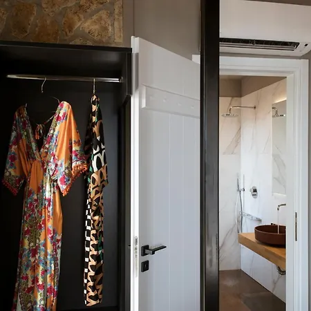 Vivere Villa *